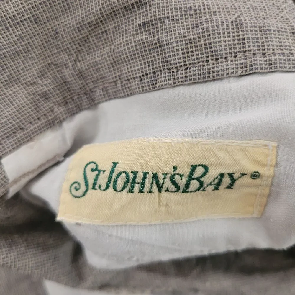 Vintage St. John’s Bay Casual Shorts Men’s Size 34 Chino Shorts